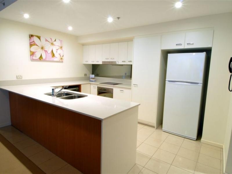 1 Duporth Avenue, Maroochydore QLD 4558