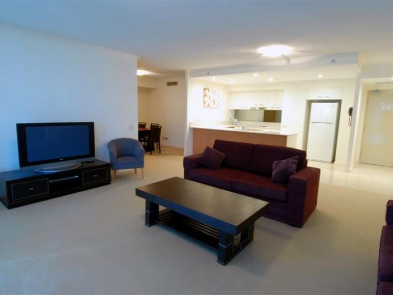 1 Duporth Avenue, Maroochydore QLD 4558