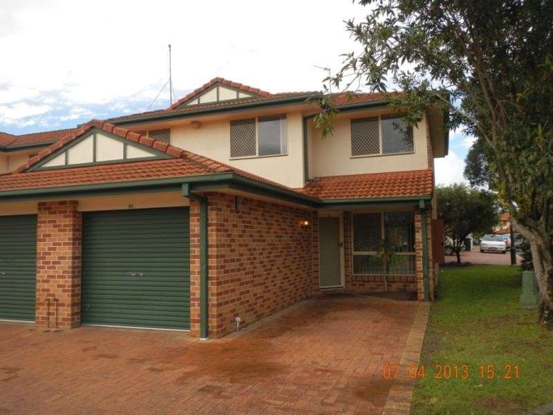32 Riverview Rd, Nerang QLD 4211