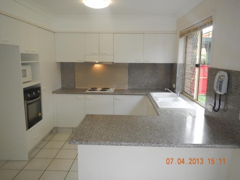 32 Riverview Rd, Nerang QLD 4211