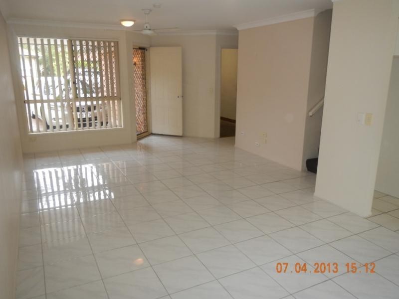 32 Riverview Rd, Nerang QLD 4211