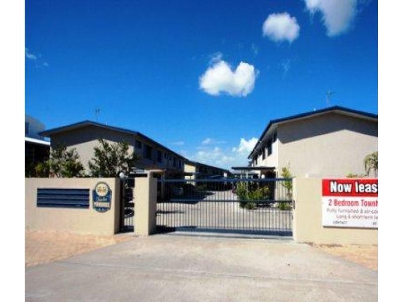 56-58 Main Street, Pialba QLD 4655