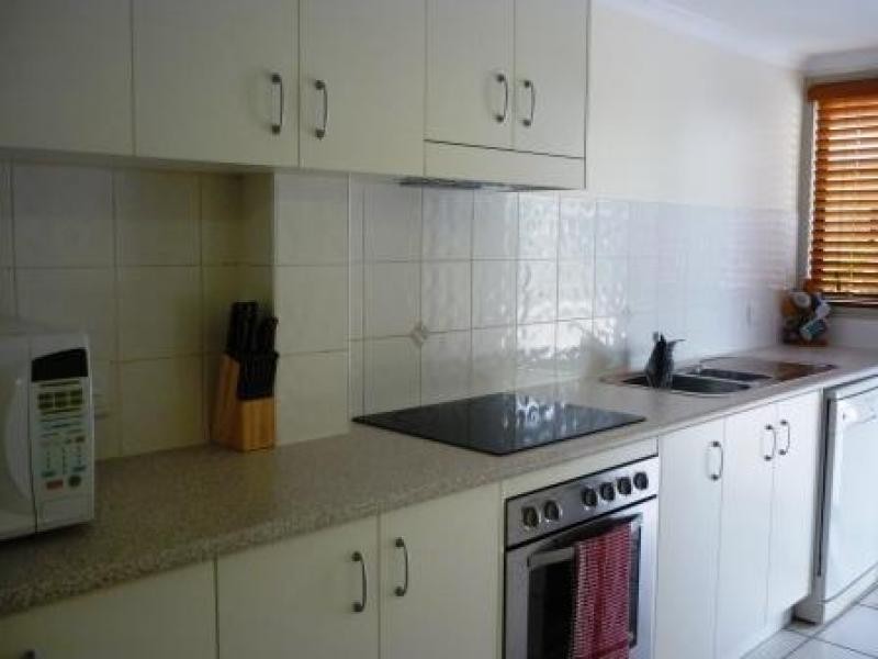 56-58 Main Street, Pialba QLD 4655