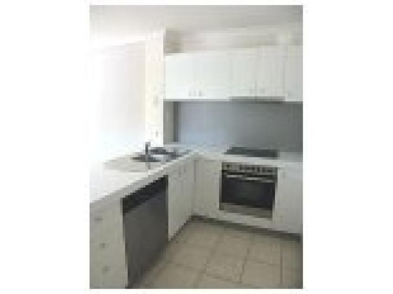 38-40 Palmer, Greenslopes QLD 4120