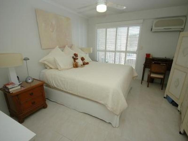 385-386 The Esplanade, Torquay QLD 4655
