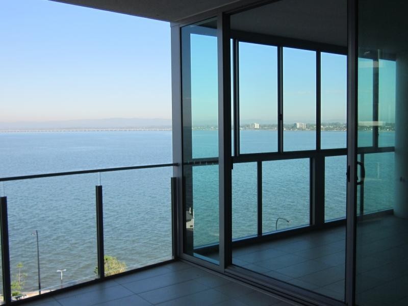 14 Oxley Ave, Woody Point QLD 4019