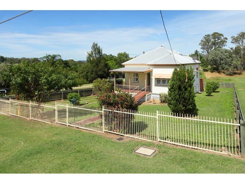 43 Hill Street, North Ipswich QLD 4305