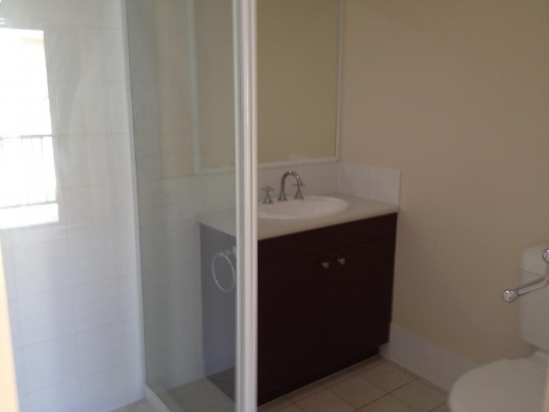 1 Johnston St, Carina QLD 4152