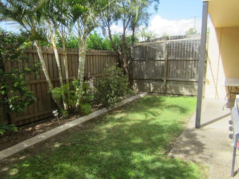 1 Johnston St, Carina QLD 4152