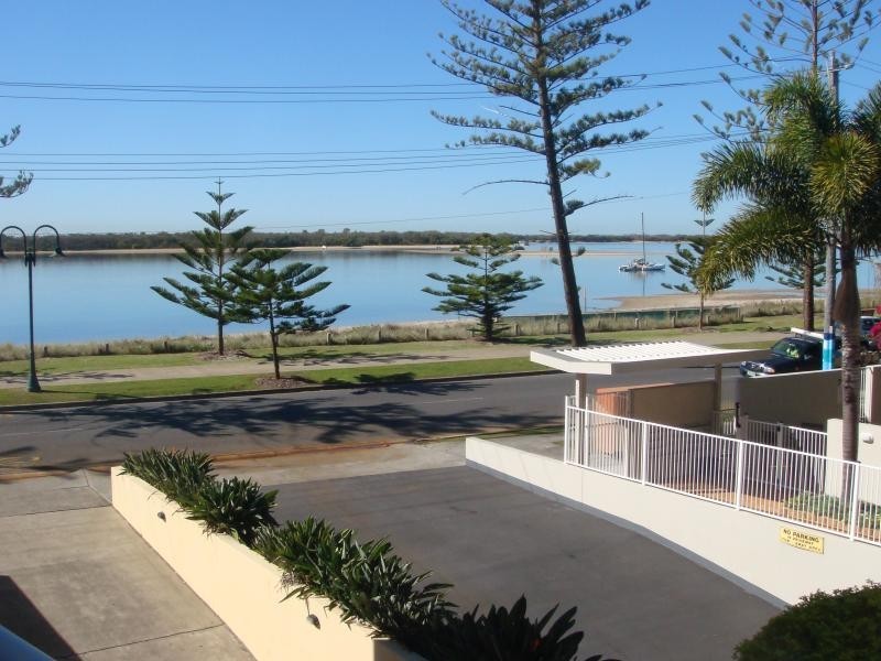 416 Marine Pde, Biggera Waters QLD 4216