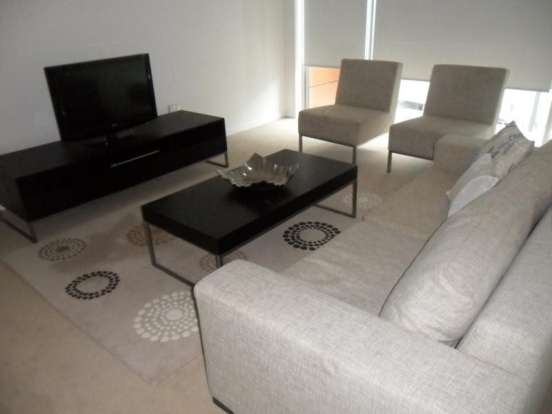 53 Darrambal, Chevron Island QLD 4217