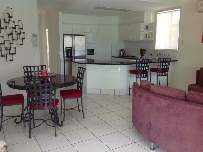 Hope Island QLD 4212