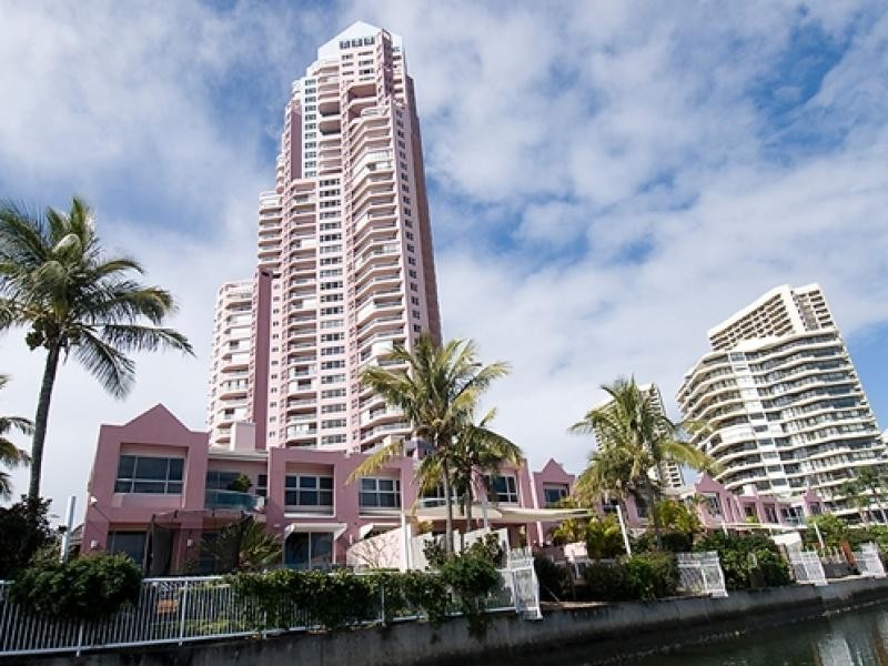 12 Commodore Drive, Paradise Waters QLD 4217