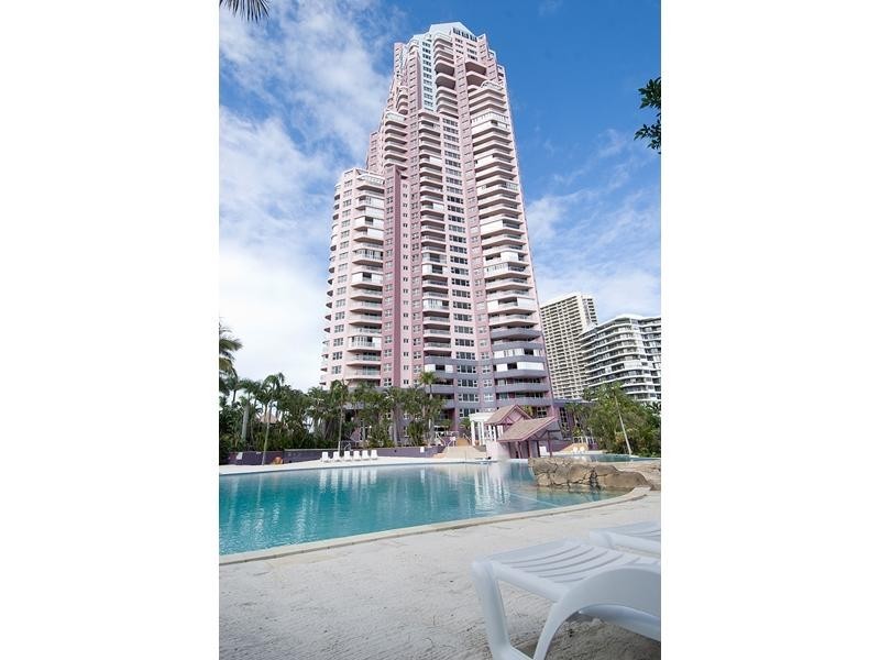 12 Commodore Drive, Paradise Waters QLD 4217