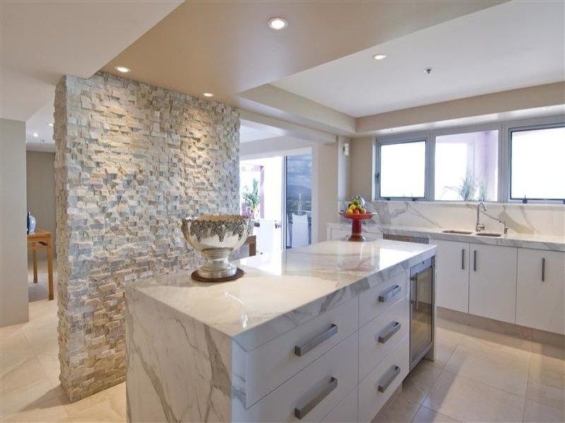 12 Commodore Drive, Paradise Waters QLD 4217