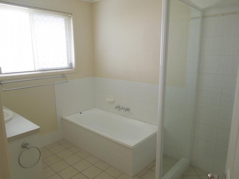 39 Johnston St, Carina QLD 4152