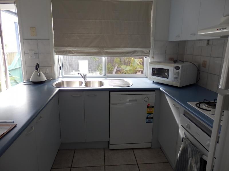 47 Hindes St, Lota QLD 4179