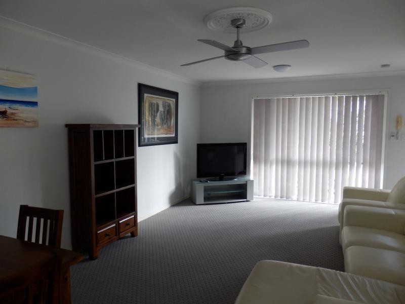 47 Hindes St, Lota QLD 4179