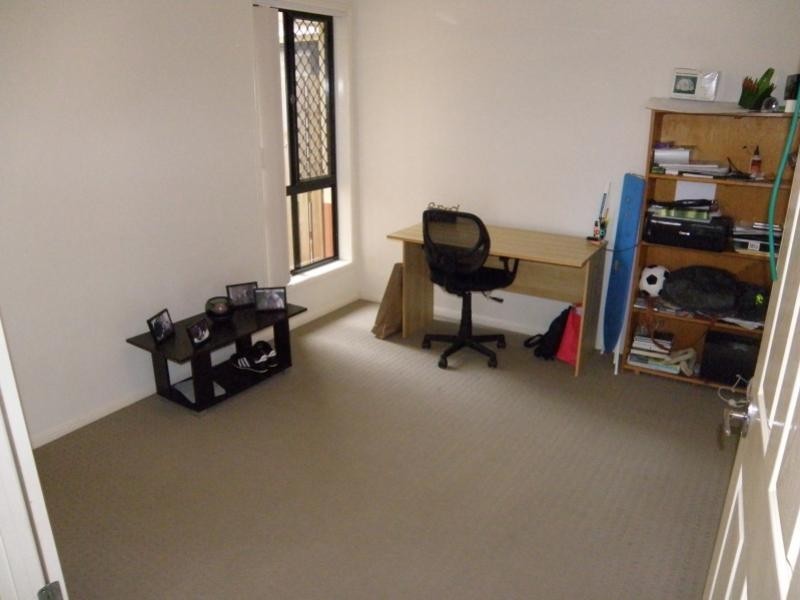 110 Scrub Rd, Carindale QLD 4152