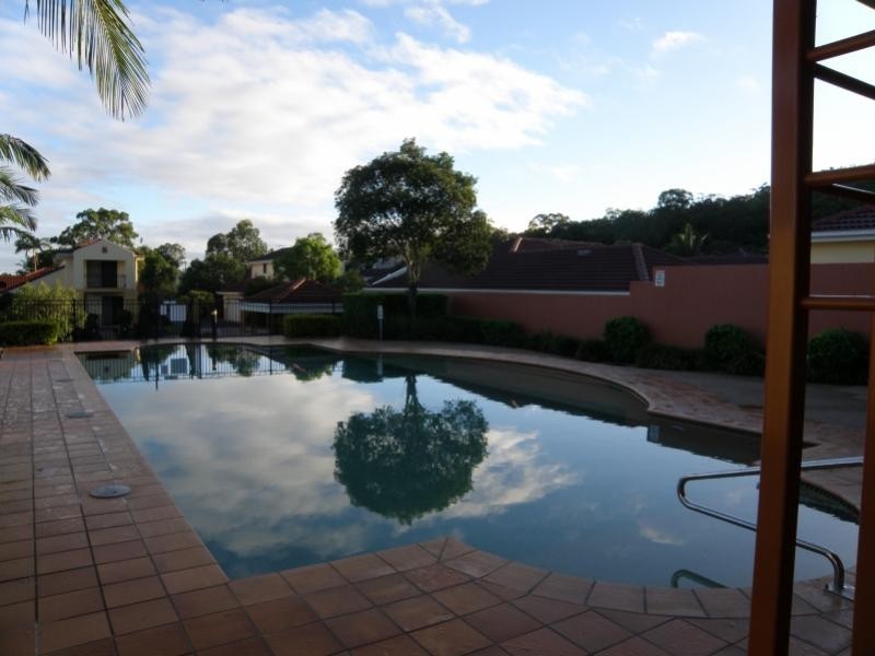 110 Scrub Rd, Carindale QLD 4152