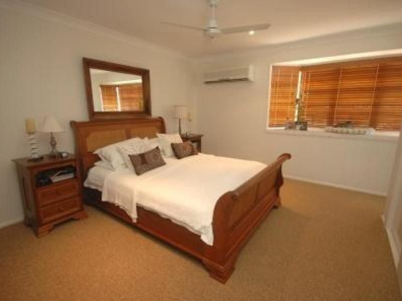 141 Cypress Street, Urangan QLD 4655