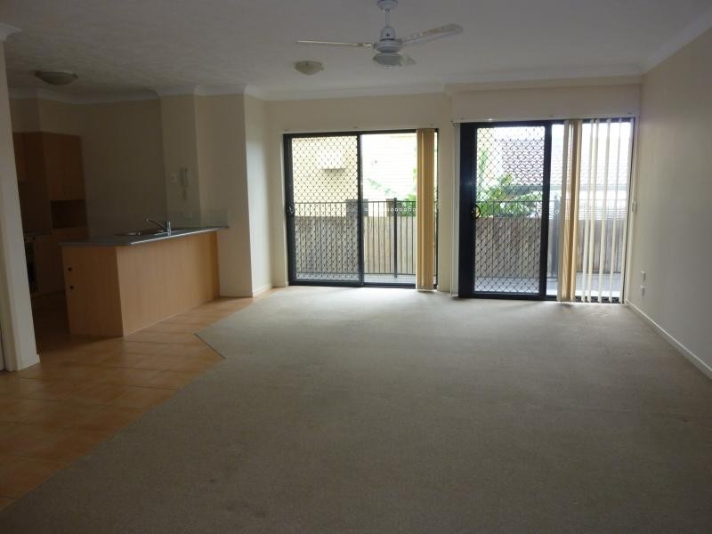 85 Townson Avenue, Palm Beach QLD 4221