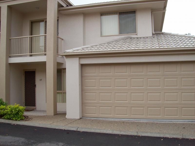 17 Hilltop Court, Carina QLD 4152