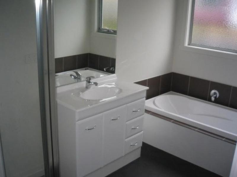 12A Abbottsfield Road, Claremont TAS 7011