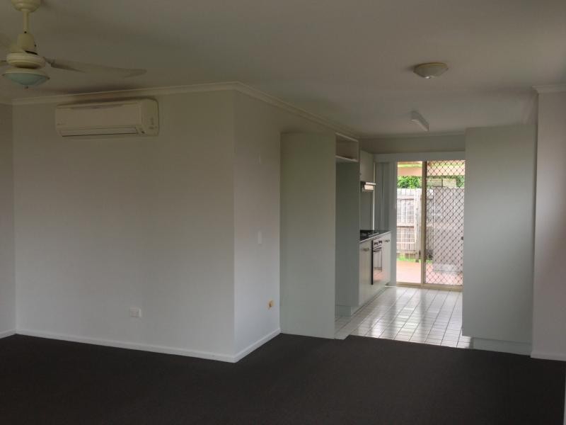 30 Meadowlands Rd, Carindale QLD 4152