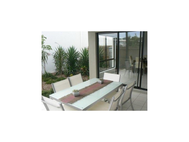 101/16 Surbiton Court, Carindale QLD 4152