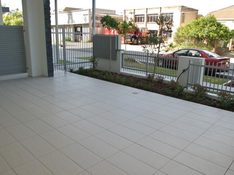 28 Ferry Rd, West End QLD 4101