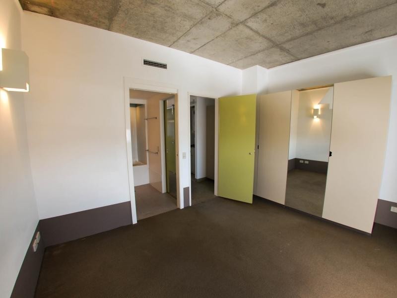 8 Skyring Terrace, Teneriffe QLD 4005