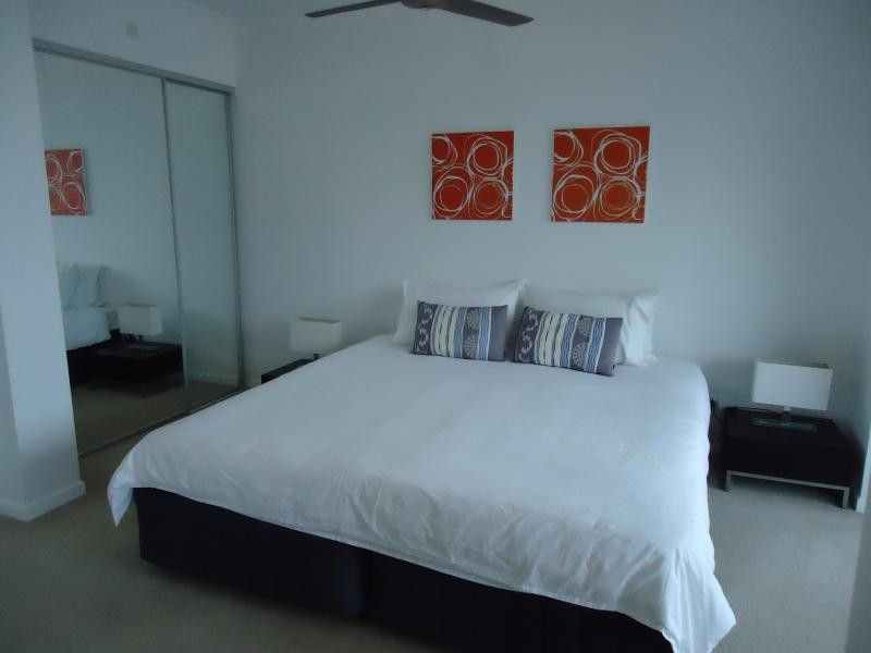 53 Darrambal, Chevron Island QLD 4217