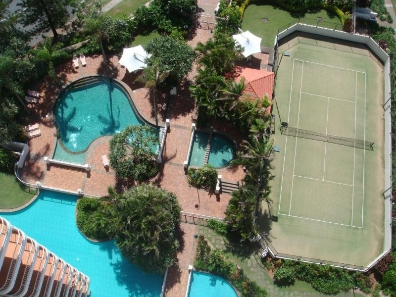 1 Peak Ave, Main Beach QLD 4217