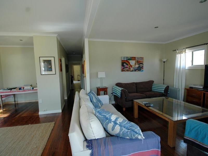 3 Moonah Ave, Southport QLD 4215