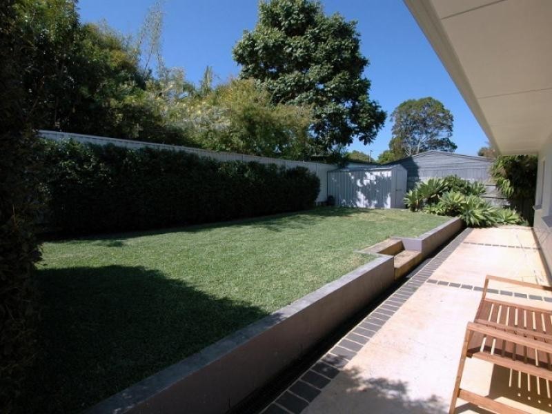 3 Moonah Ave, Southport QLD 4215