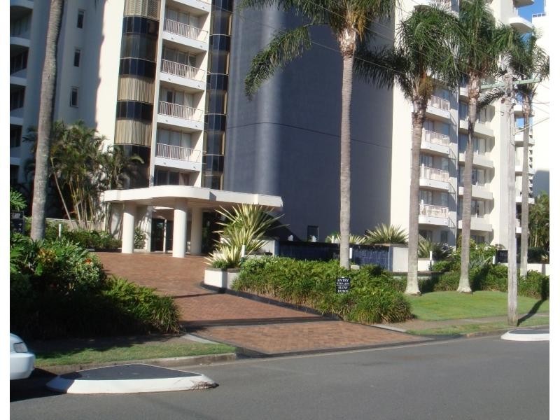 1 PEAK, Main Beach QLD 4217