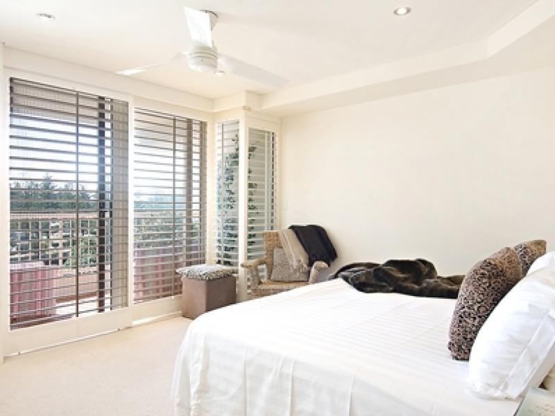 1 PEAK, Main Beach QLD 4217