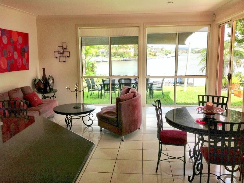 Hope Island QLD 4212