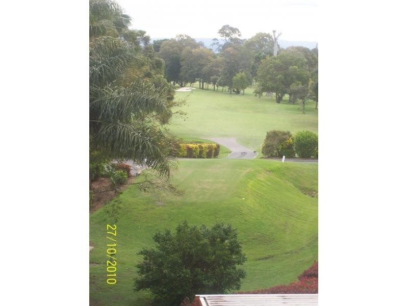 13 FAIRWAY DRIVE, Clear Island Waters QLD 4226