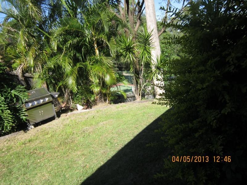 6 Highvale Drive, Helensvale QLD 4212