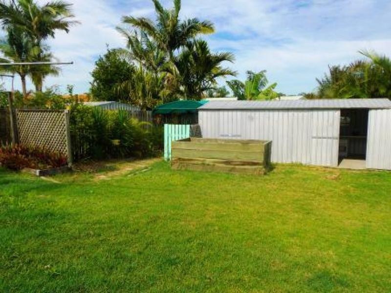 37 Bunker Ave, Urraween QLD 4655
