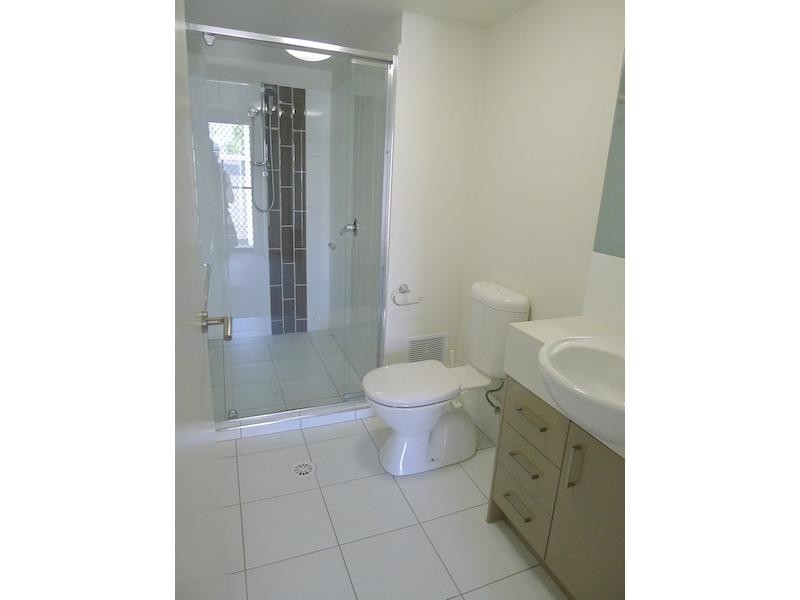 35 Hamilton Road, Moorooka QLD 4105