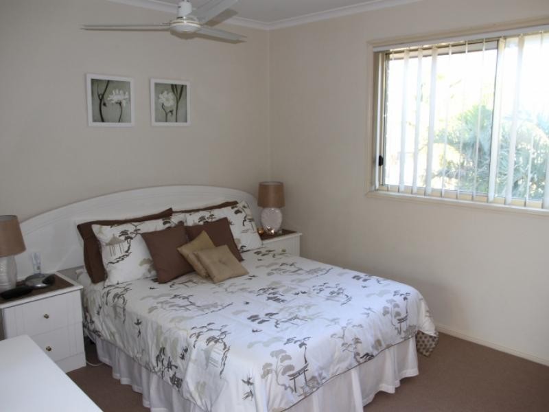 643 Pine Ridge Road, Biggera Waters QLD 4216