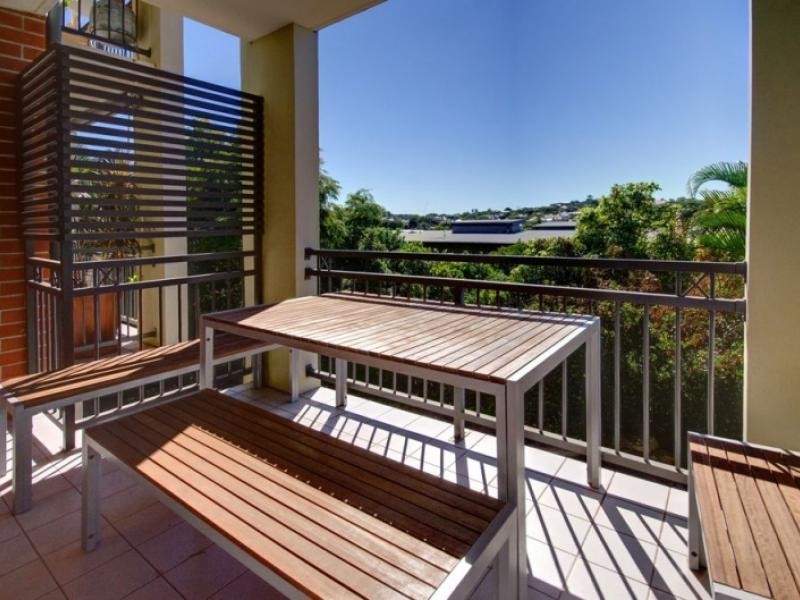 702 Brunswick Street entry via Annie Street, New Farm QLD 4005