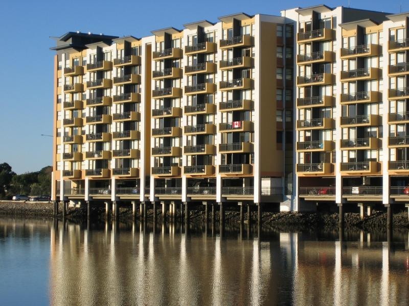 25 Lake Orr Drive, Robina QLD 4226