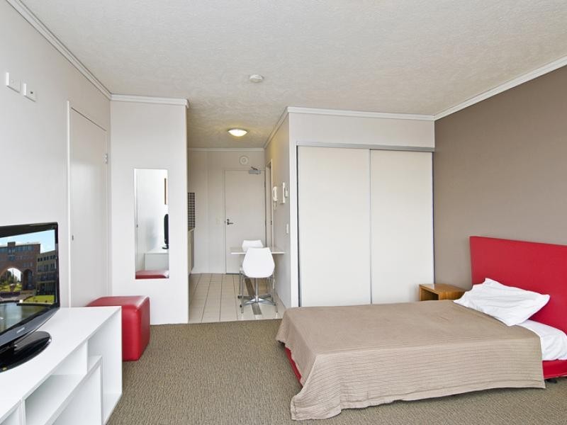 25 Lake Orr Drive, Robina QLD 4226