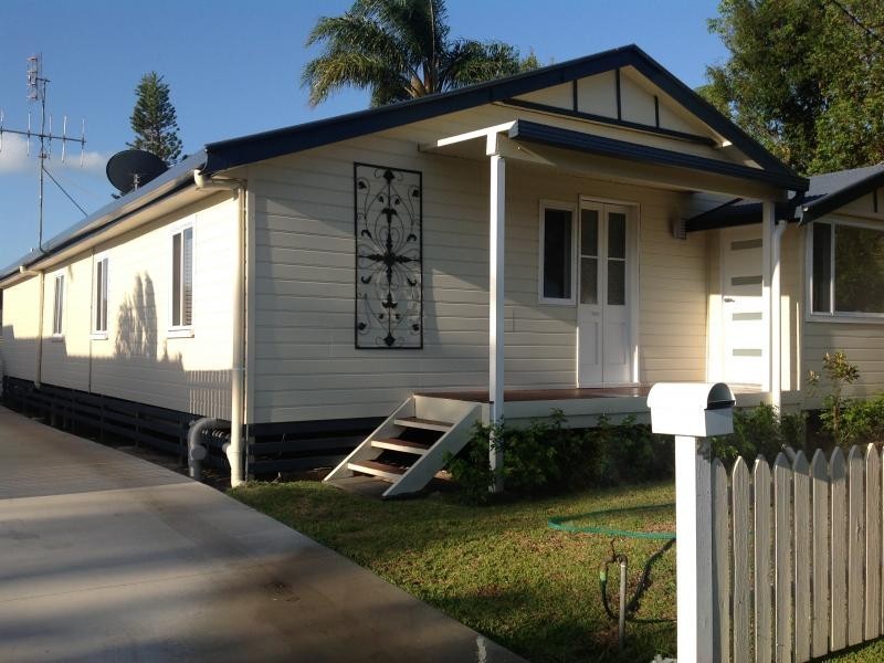 24 View st, Torquay QLD 4655