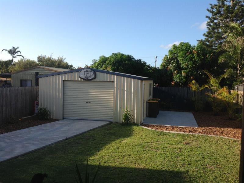 24 View st, Torquay QLD 4655