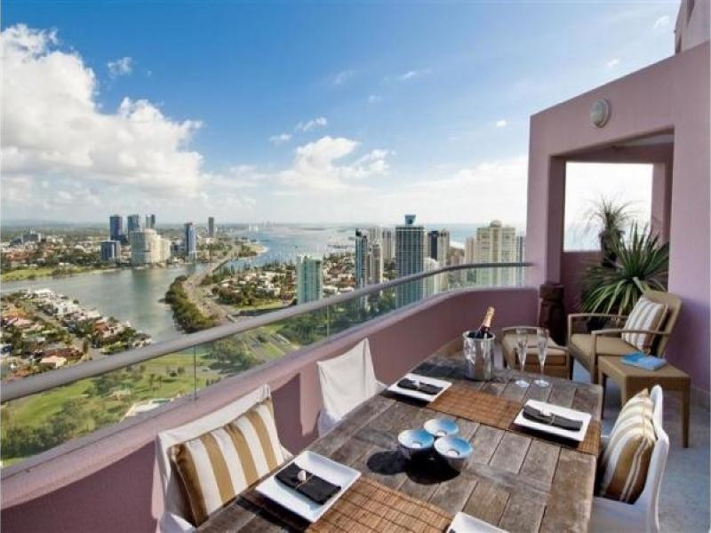 12 Commodore Drive, Surfers Paradise QLD 4217